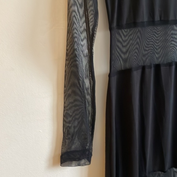 Ladies dress - Picture 9 of 9